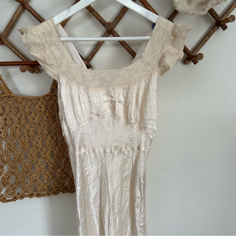 Vintage Silk Radcliff Nighgown